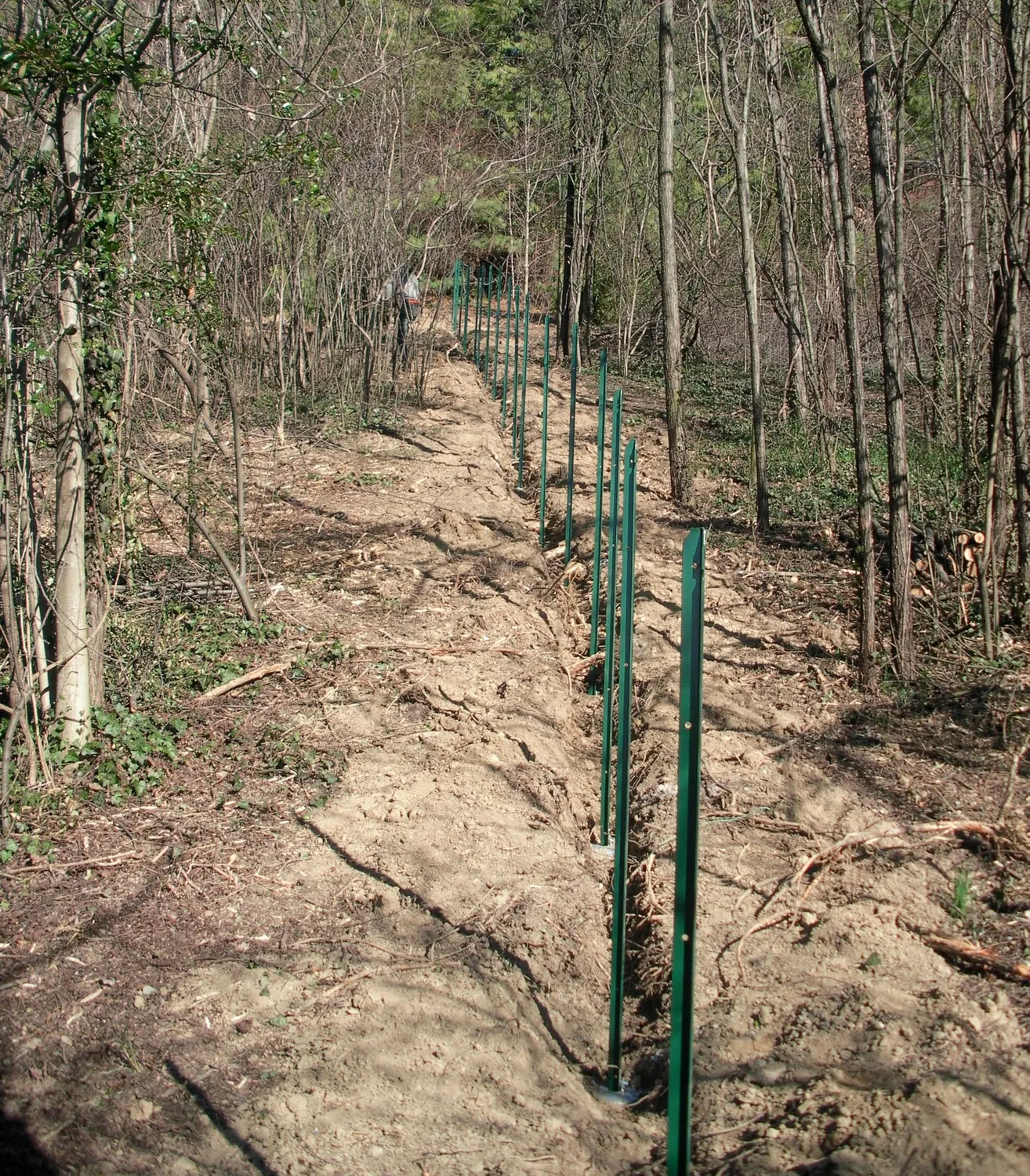 Fenceshop.eu vite di fondazione per palo a T 30x30 mm