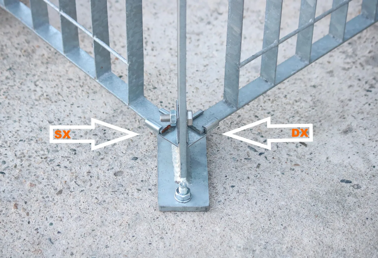 Fenceshop Staffa Adattatrice Zincata per Grigliato 45°
