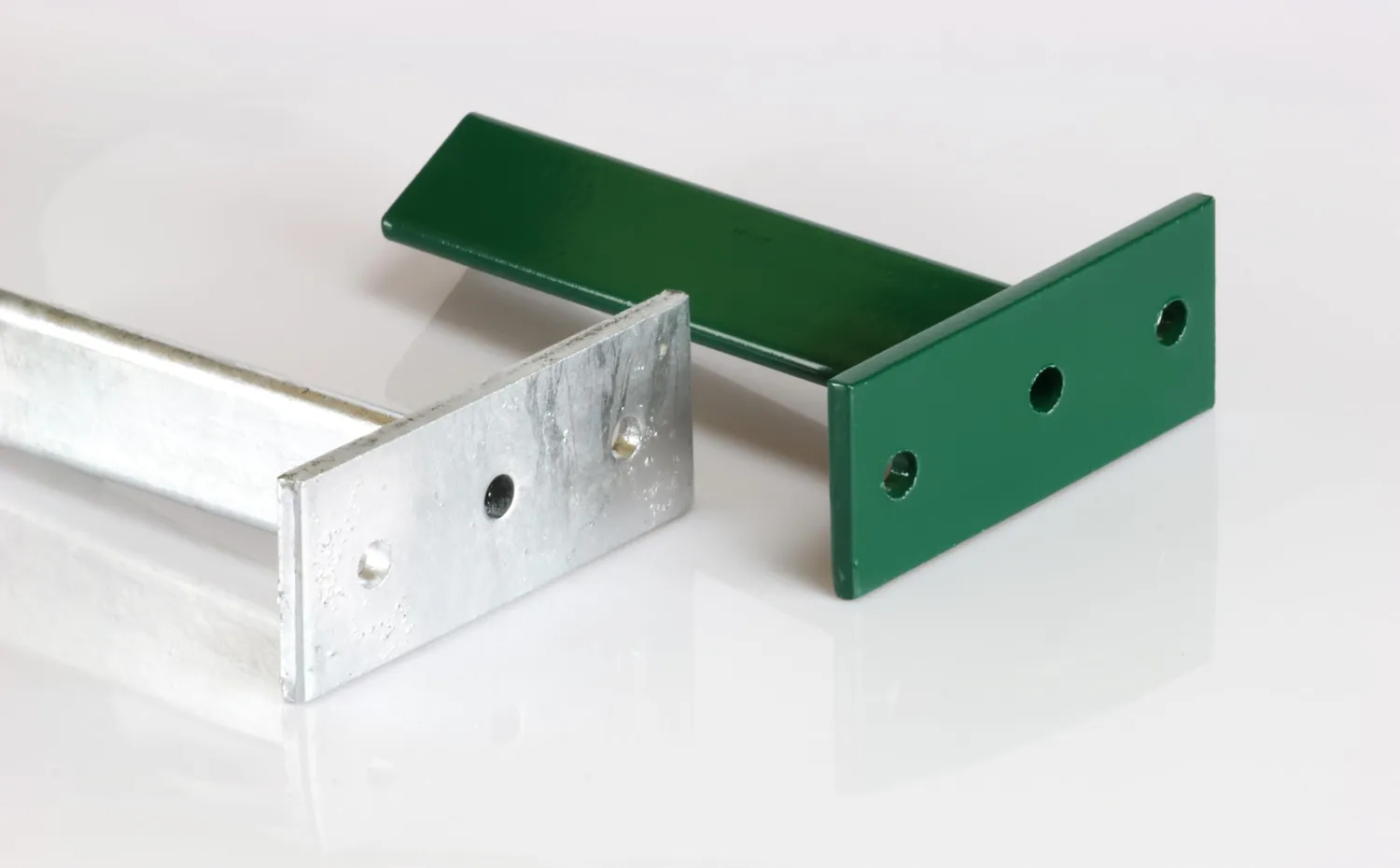 Fenceshop Piastra zincata plastificata palo T 35x35 mm 6x14 cm