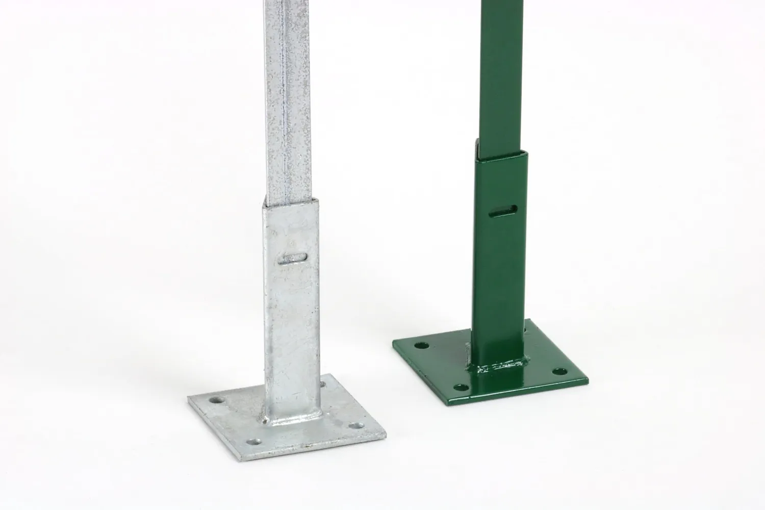 Fenceshop Piastra zincata palo a T 30x30 mm 10x10 cm