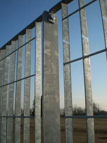Fenceshop Piantana Lama 60x7 mm Zincata Palo Recinzione